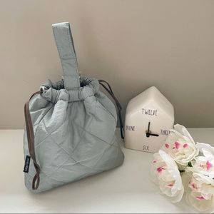 🇯🇵 Studio CLIP triangle drawstring bag